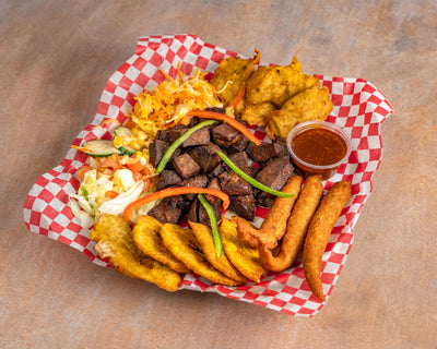 Fritay (Tassot-Boeuf)  + Plantain + Accra + Marinade + Salade + Pikliz