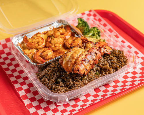 Homard + Crevette + Mini-Mac & Cheese + Riz Djondjon + Brocoli Sauté